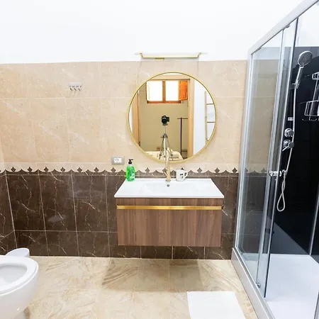 Santa Ana Guest house *