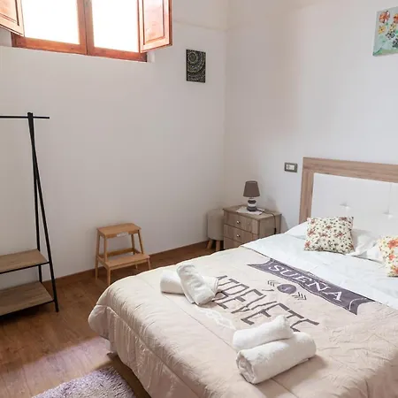 Santa Ana Guest house