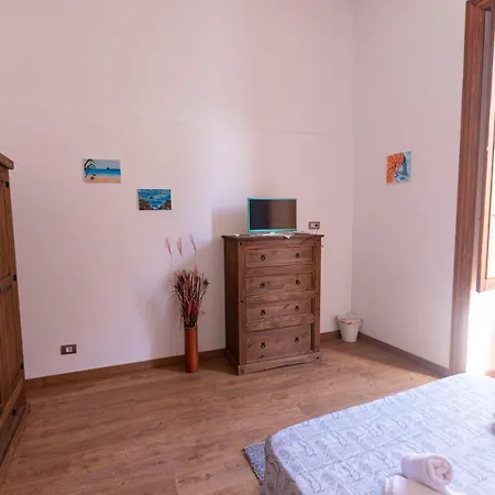 Santa Ana Guest house *